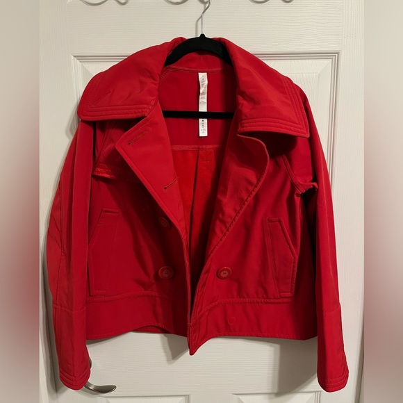 Lululemon Red Jacket ladies size 6 - Picture 7 of 8